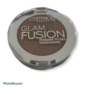 Catrice Glam Fusion Powder to Gel Eyeshadow